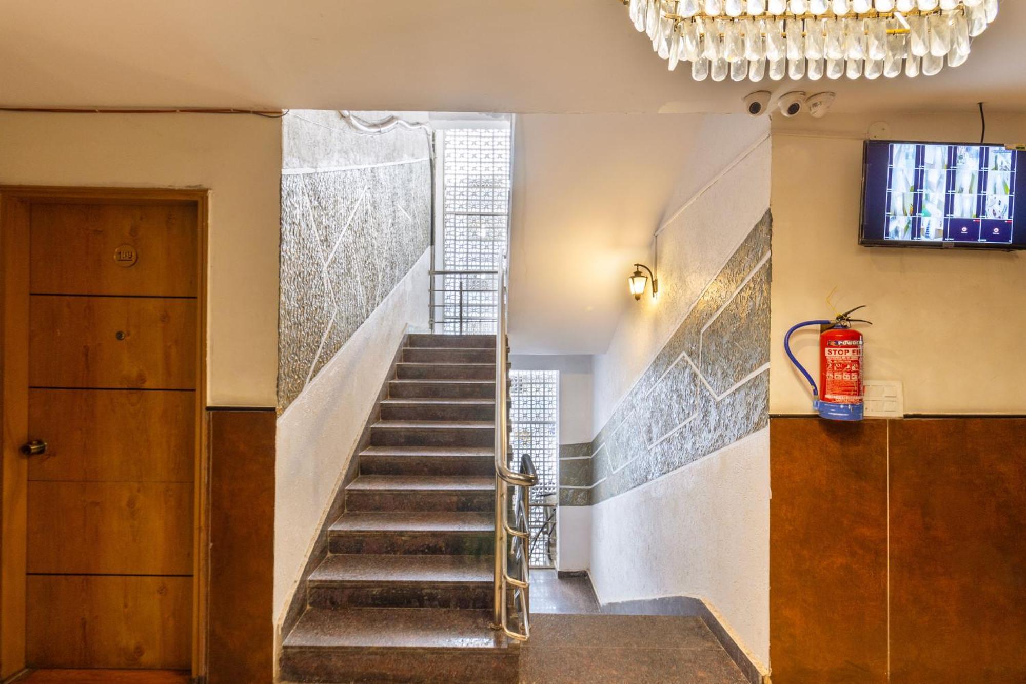 Treebo Seventh Heaven Kukatpally Hajdarabad Zewnętrze zdjęcie
