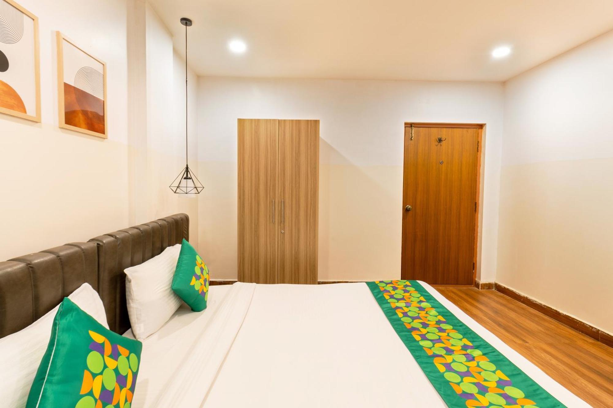 Treebo Seventh Heaven Kukatpally Hajdarabad Zewnętrze zdjęcie